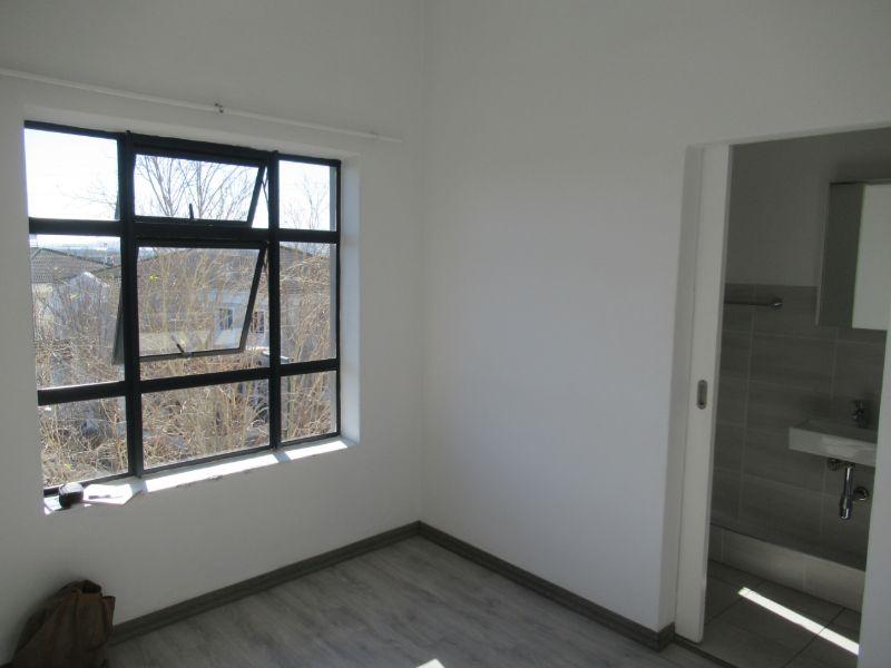 2 Bedroom Property for Sale in Somerset West Western Cape